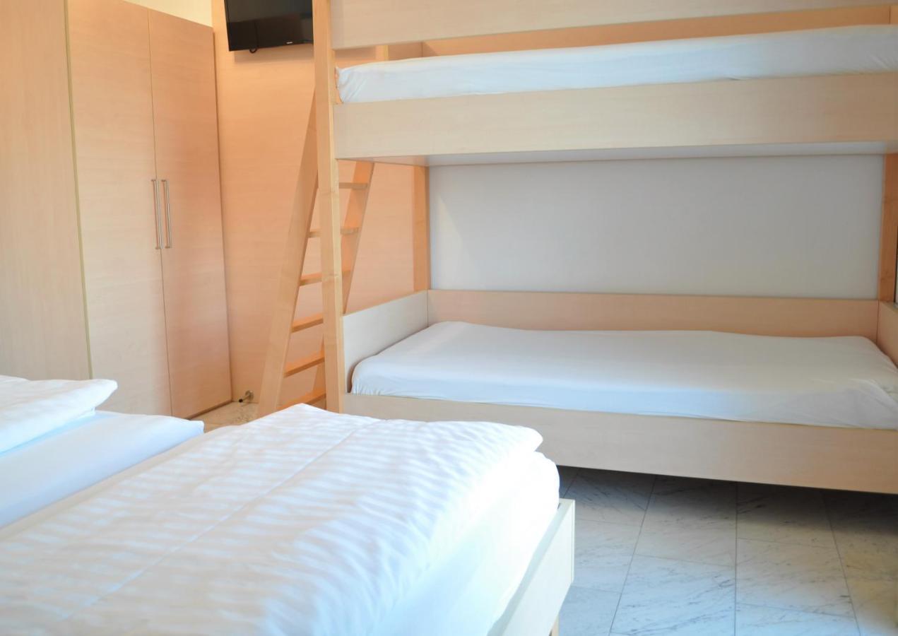 Seehotel Herlinde ポダースドルフ・アム・ゼー エクステリア 写真
